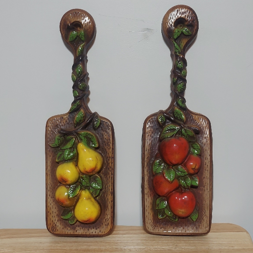 Vintage Mid-Century Chalkware Kitchen Wall Plaques Set Retro Fruit Pears Apples